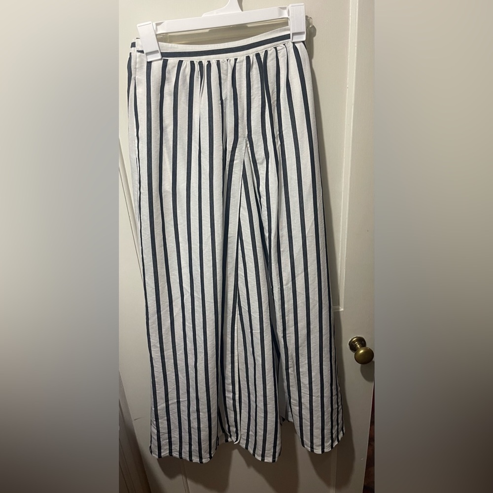 Abercrombie & Fitch Wide Leg Beach Pants black Striped Split Leg Sz S